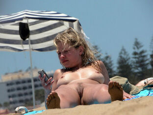 Huge-chested gfs bare on the beach