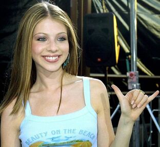 Michelle Trachtenberg - is a sexiest Young lady ever