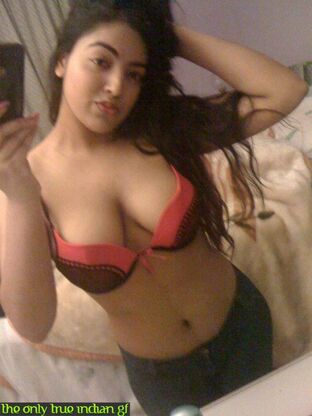Big-boobed Indian damsel with lengthy hair switches her