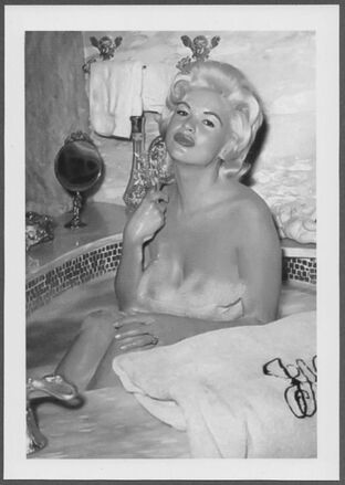 ACTRESS JAYNE MANSFIELD Entirely Naked Bathtub Stance..