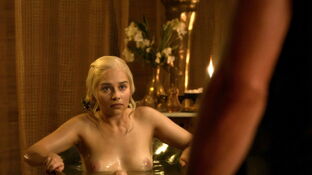 Ginormous  Emilia Clarke Naked Game Of Thrones Daenerys